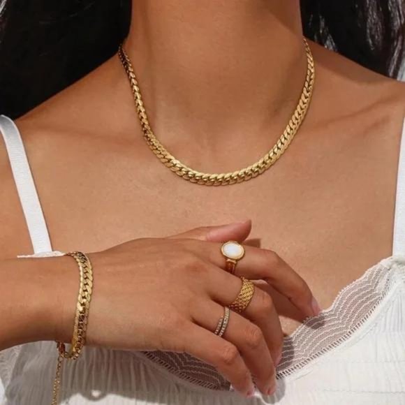 NEW 18K GOLD CUBAN CHUNKY CHAIN NECKLACE - Picture 2 of 4